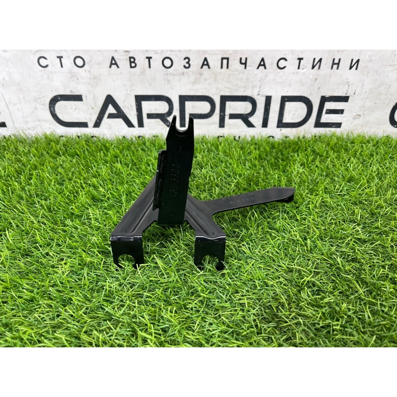 Кронштейн блока ABS (тормозная система) Mercedes-Benz EQB 350 X243 2022 A1774303300