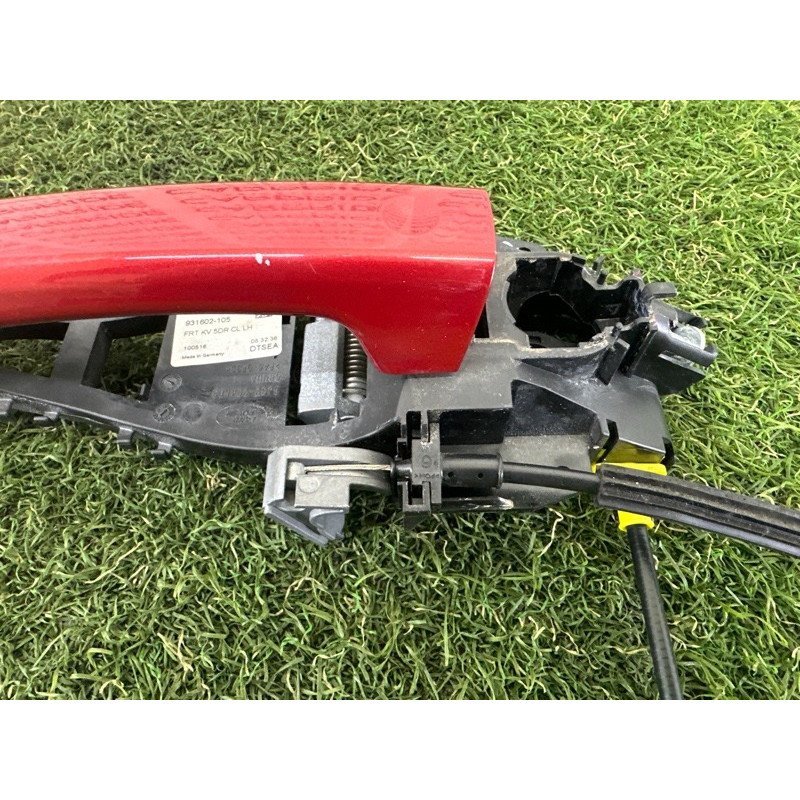 Ручка двері зовнішня (кузов и элементы) LAND ROVER Range Rover Evoque L538 2016 2.0 LR061200