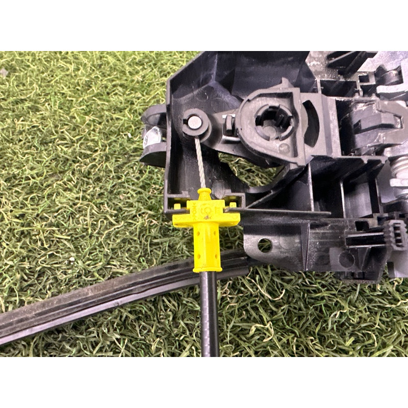 Ручка двері зовнішня (кузов и элементы) LAND ROVER Range Rover Evoque L538 2016 2.0 LR061200