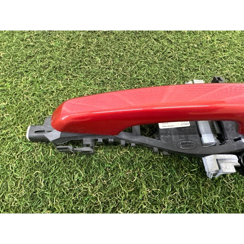 Ручка двері зовнішня (кузов и элементы) LAND ROVER Range Rover Evoque L538 2016 2.0 LR061200