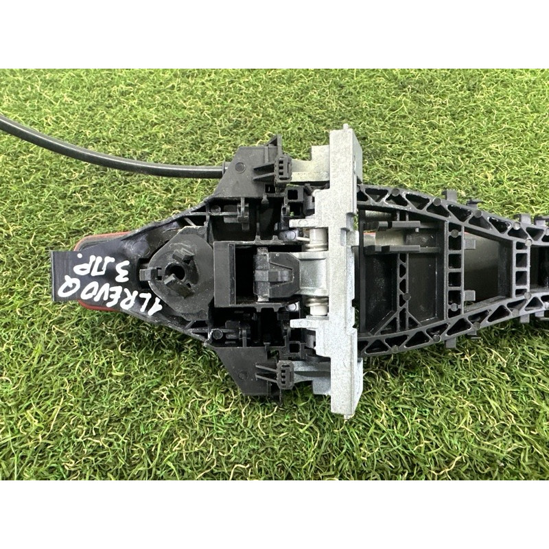 Ручка двері зовнішня (кузов и элементы) LAND ROVER Range Rover Evoque L538 2016 2.0 LR061200