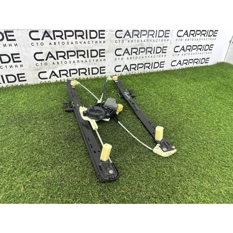 Механизм стеклоподъемника с мотором (кузов и элементы) LAND ROVER Range Rover L405 2016 5.0 LR078165