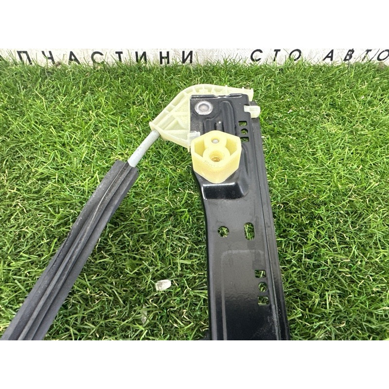 Механизм стеклоподъемника с мотором (кузов и элементы) LAND ROVER Range Rover L405 2016 5.0 LR078165