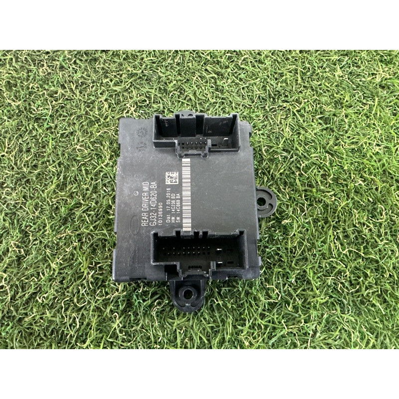 Блок управления дверьми (электрика / блоки управления) LAND ROVER Range Rover L405 2016 5.0 LR083080