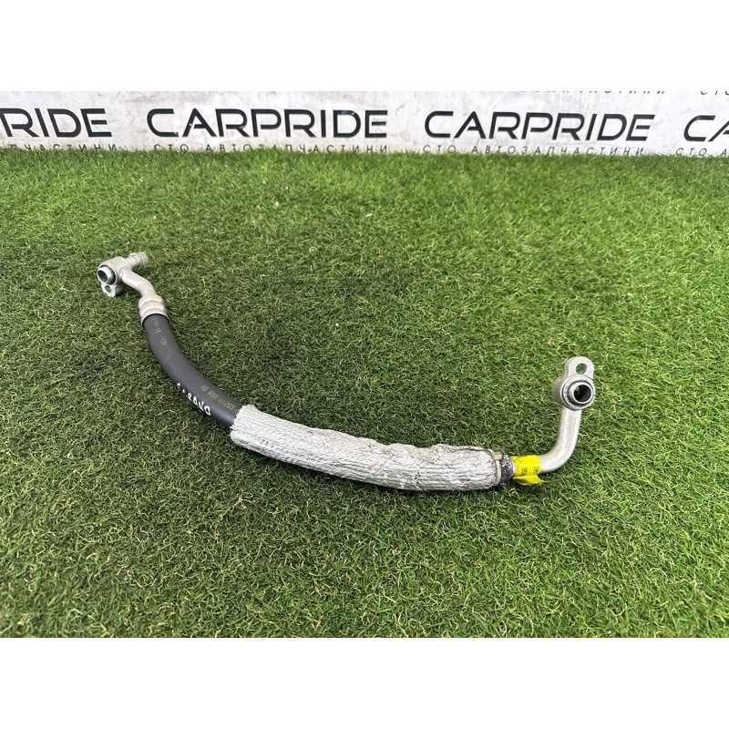 Трубка кондиционера (отопление и кондиционирование) Jeep Grand Cherokee WK2 2018 3.6 68217212AB