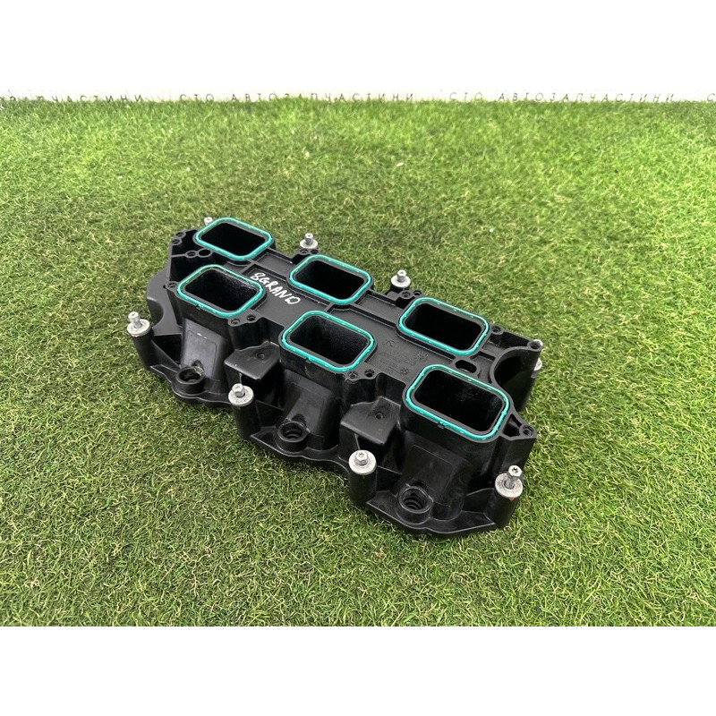 Коллектор впускной (впускная система) Jeep Grand Cherokee WK2 2018 3.6 5281803AA