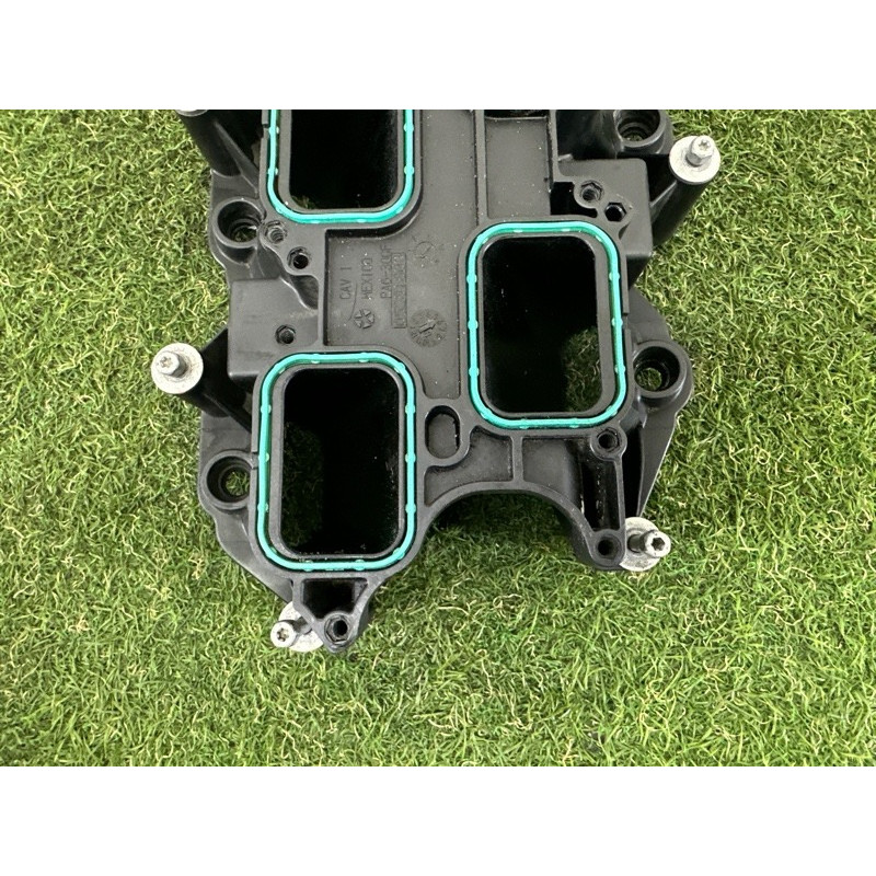 Коллектор впускной (впускная система) Jeep Grand Cherokee WK2 2018 3.6 5281803AA