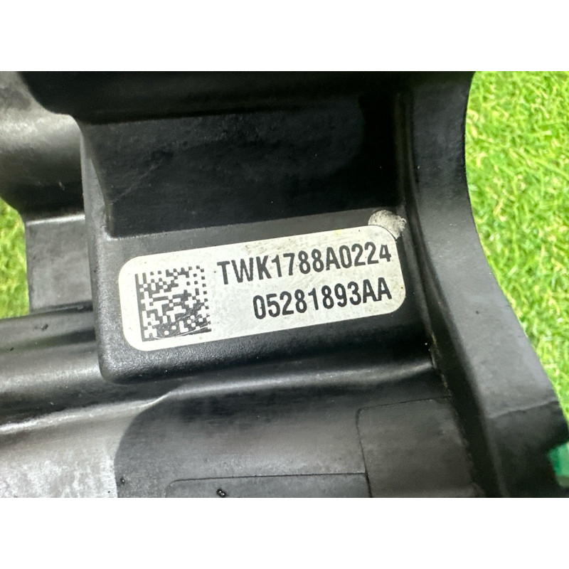 Коллектор впускной (впускная система) Jeep Grand Cherokee WK2 2018 3.6 5281803AA