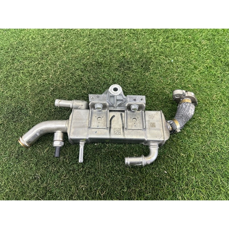 Радиатор ЕГР (система охлаждения) Jeep Grand Cherokee WK2 2018 3.6 5281409AG