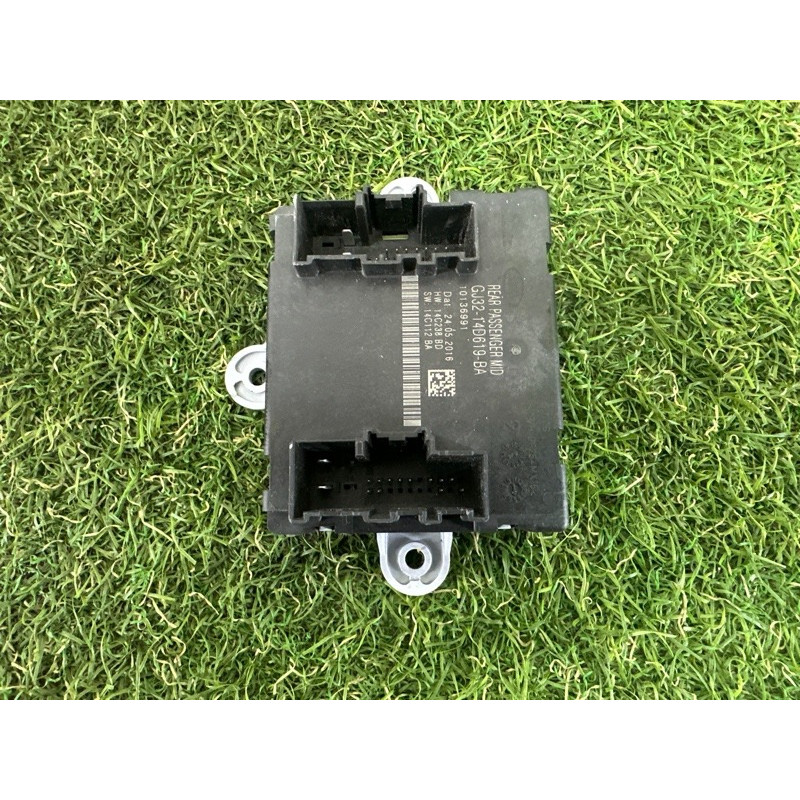 Блок управления дверьми (электрика / блоки управления) LAND ROVER Range Rover L405 2016 5.0 LR092139