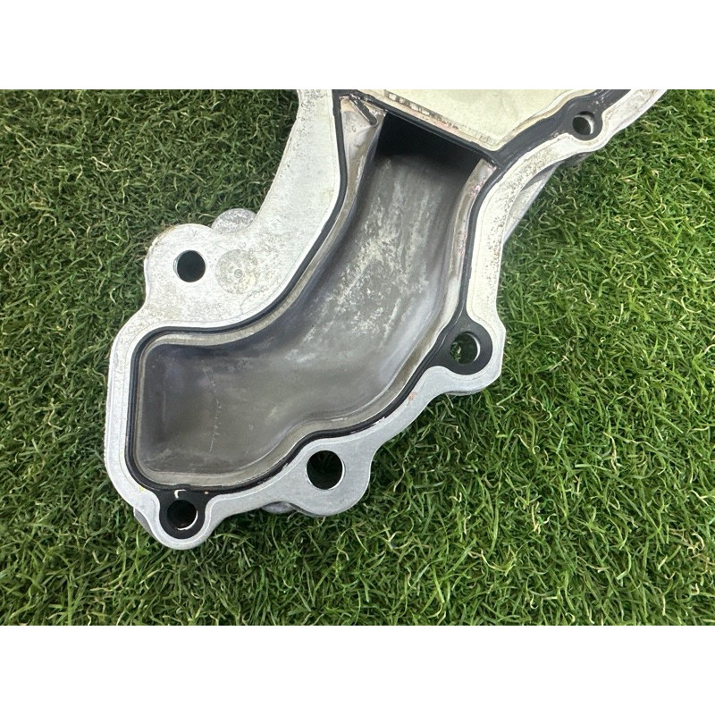 Помпа (система охлаждения) Jeep Grand Cherokee WK2 2018 3.6 68311108AA