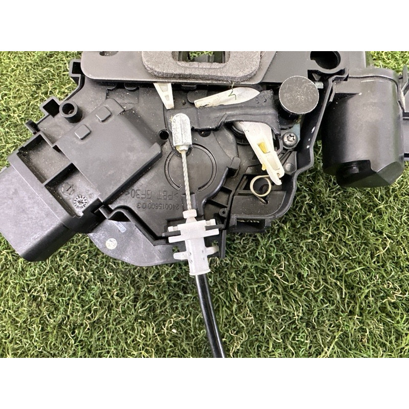 Замок дверей (кузов и элементы) LAND ROVER Range Rover Evoque L538 2016 2.0 LR074984