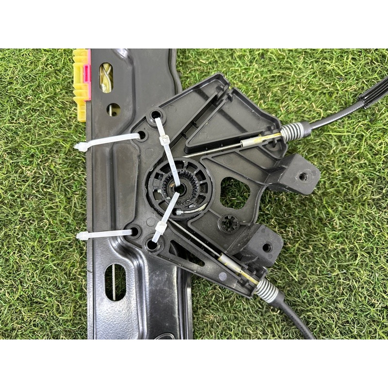 Механізм склопідйомника (кузов и элементы) LAND ROVER Range Rover Evoque L538 2016 2.0 LR067998