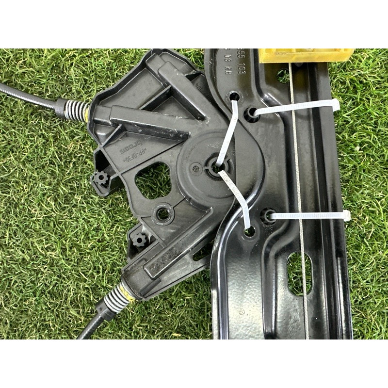 Механізм склопідйомника (кузов и элементы) LAND ROVER Range Rover Evoque L538 2016 2.0 LR067998