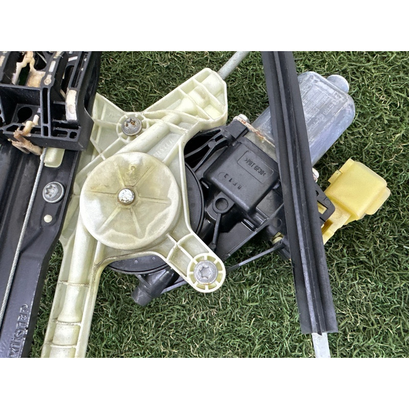 Механизм стеклоподъемника с мотором (кузов и элементы) LAND ROVER Range Rover L405 2016 5.0 LR078166