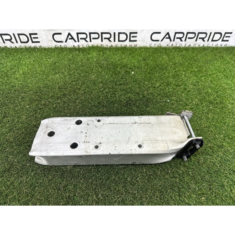 Кронштейн усилителя бампера (стекла и зеркала) BMW 3-series F30 2013 2.0 51117266195