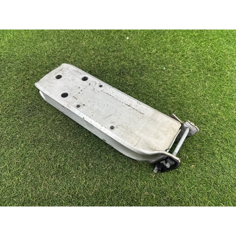 Кронштейн усилителя бампера (стекла и зеркала) BMW 3-series F30 2013 2.0 51117266195