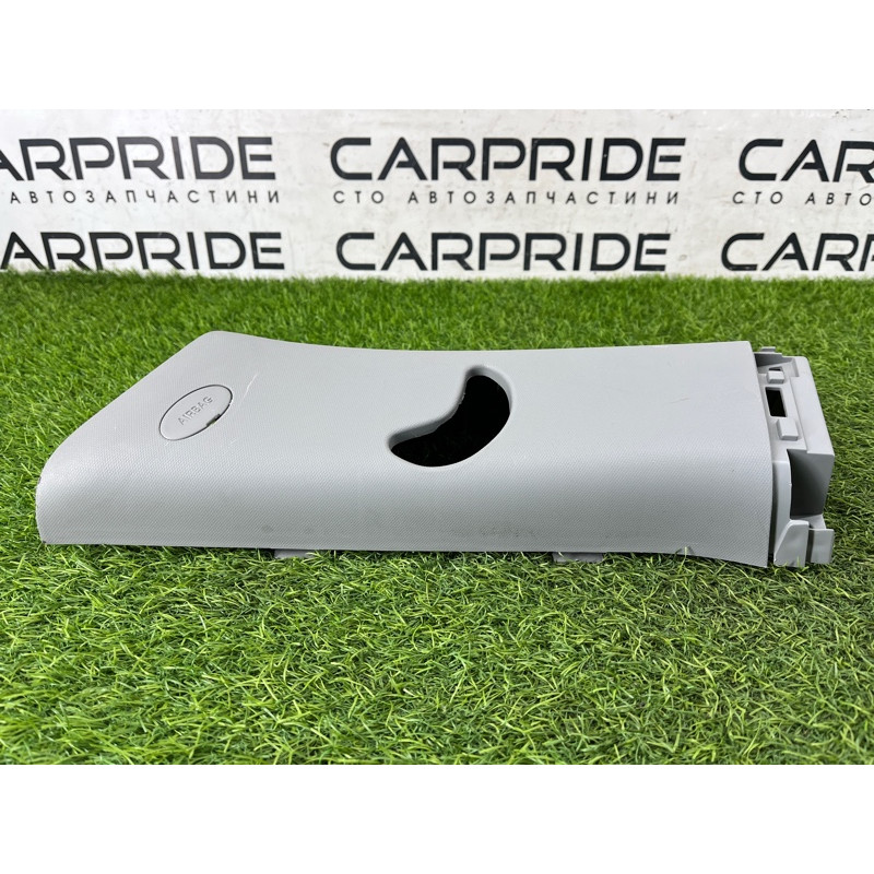 Обшивка стійки (салон) KIA Sorento UM 2013 2.4 858612p000