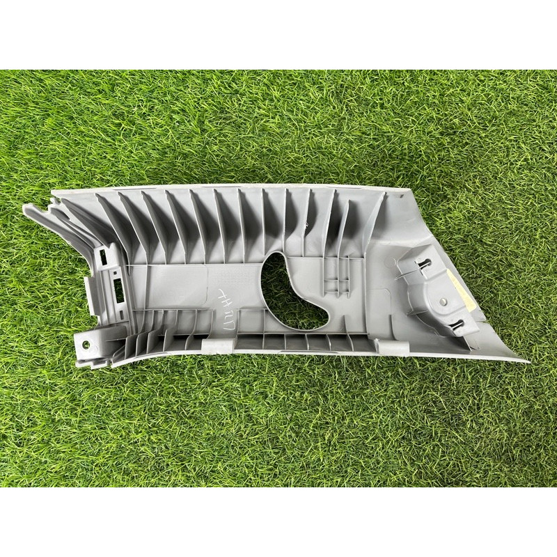 Обшивка стійки (салон) KIA Sorento UM 2013 2.4 858612p000