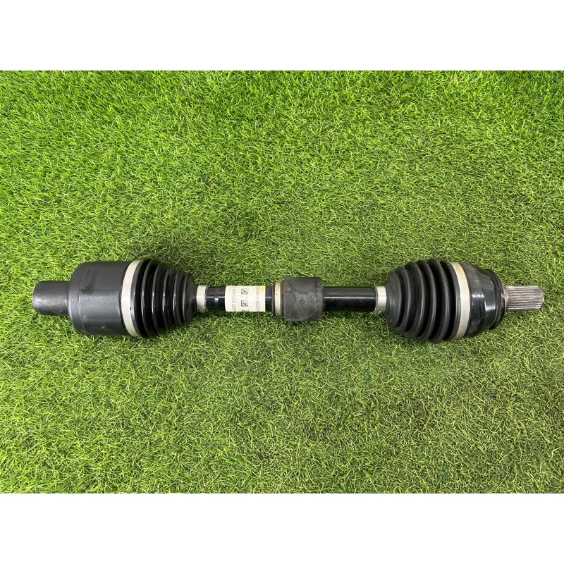 Привод (трансмиссия) Mercedes-Benz EQB 350 X243 2022 A2433301500