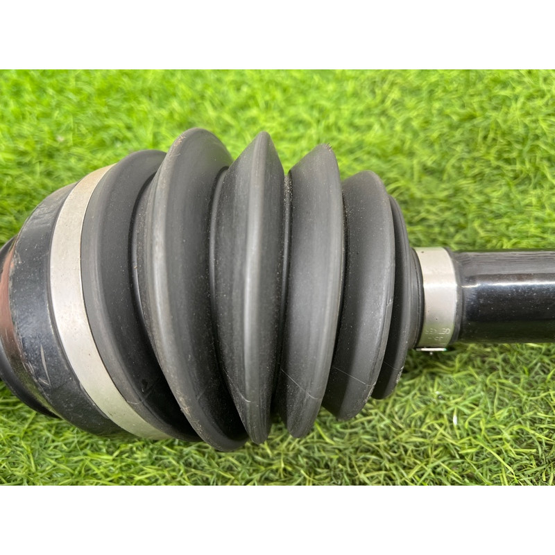 Привод (трансмиссия) Mercedes-Benz EQB 350 X243 2022 A2433301500