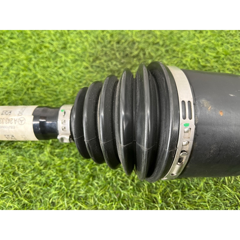 Привод (трансмиссия) Mercedes-Benz EQB 350 X243 2022 A2433301500