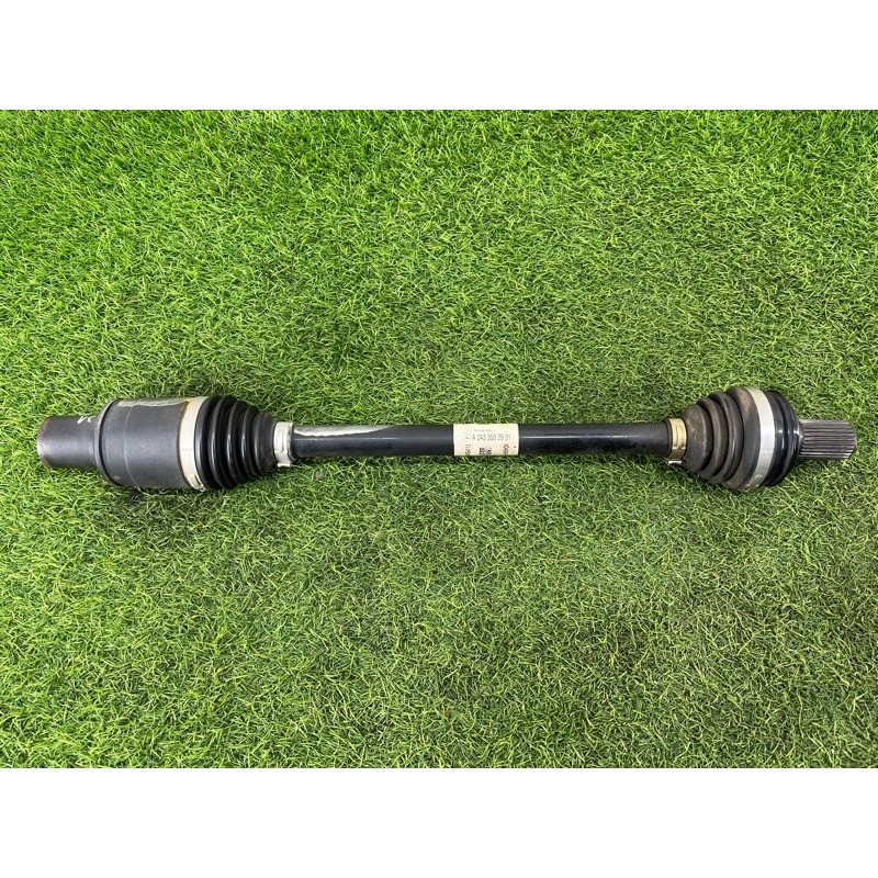 Привод (трансмиссия) Mercedes-Benz EQB 350 X243 2022 A2433502901