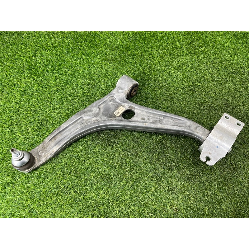 Рычаг подвески (подвеска) Mercedes-Benz EQB 350 X243 2022 A2473300100