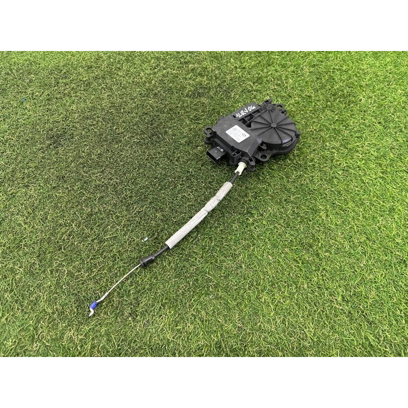 Привод двери багажника (электрика) LAND ROVER Range Rover L405 2016 5.0 LR090182