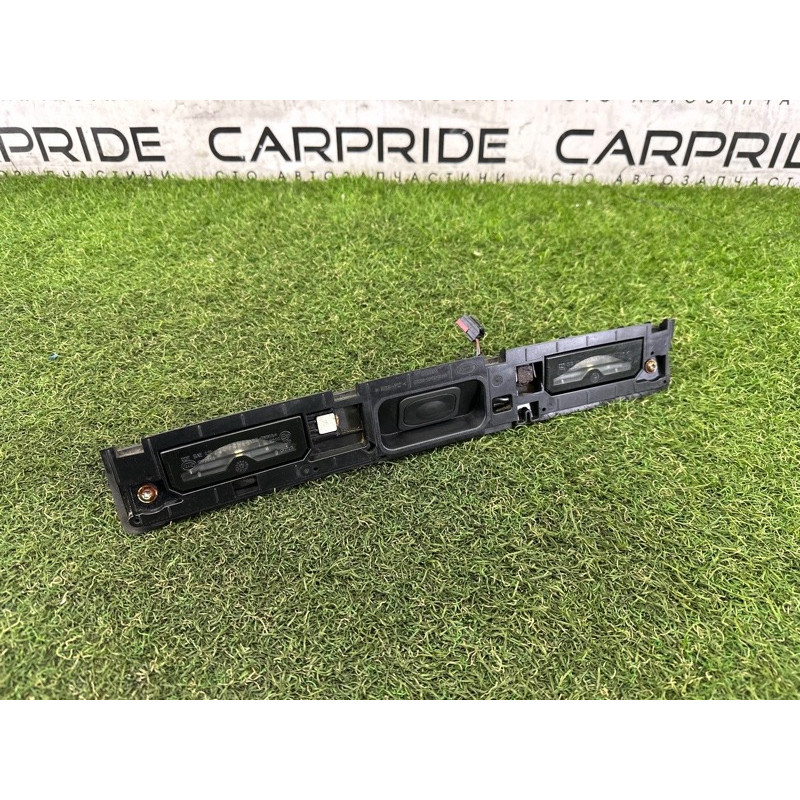 Панель подсветки номера (кузов и элементы) LAND ROVER Range Rover L405 2016 5.0 LR048312