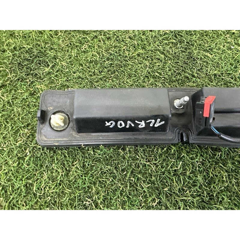 Панель подсветки номера (кузов и элементы) LAND ROVER Range Rover L405 2016 5.0 LR048312