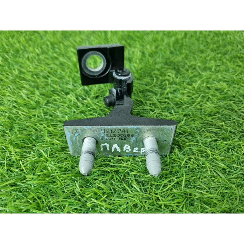 Петля двери (кузов и элементы) Mercedes-Benz EQB 350 X243 2022 A1777209305