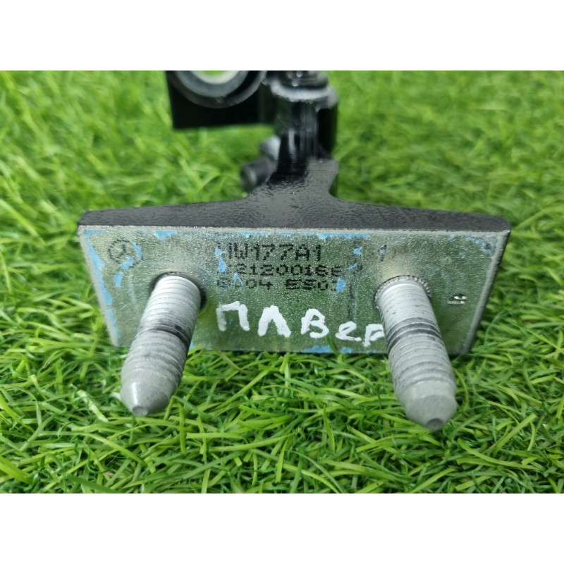 Петля двери (кузов и элементы) Mercedes-Benz EQB 350 X243 2022 A1777209305