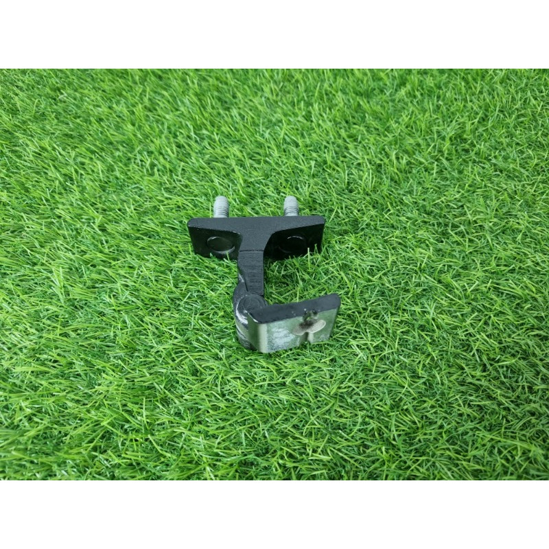 Петля двери (кузов и элементы) Mercedes-Benz EQB 350 X243 2022 A1777209505