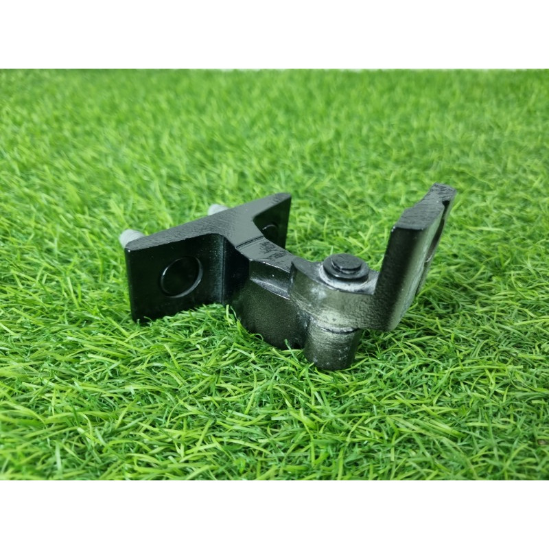 Петля двери (кузов и элементы) Mercedes-Benz EQB 350 X243 2022 A1777209505