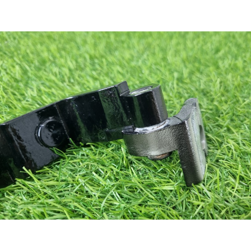 Петля двери (кузов и элементы) Mercedes-Benz EQB 350 X243 2022 A1777302602