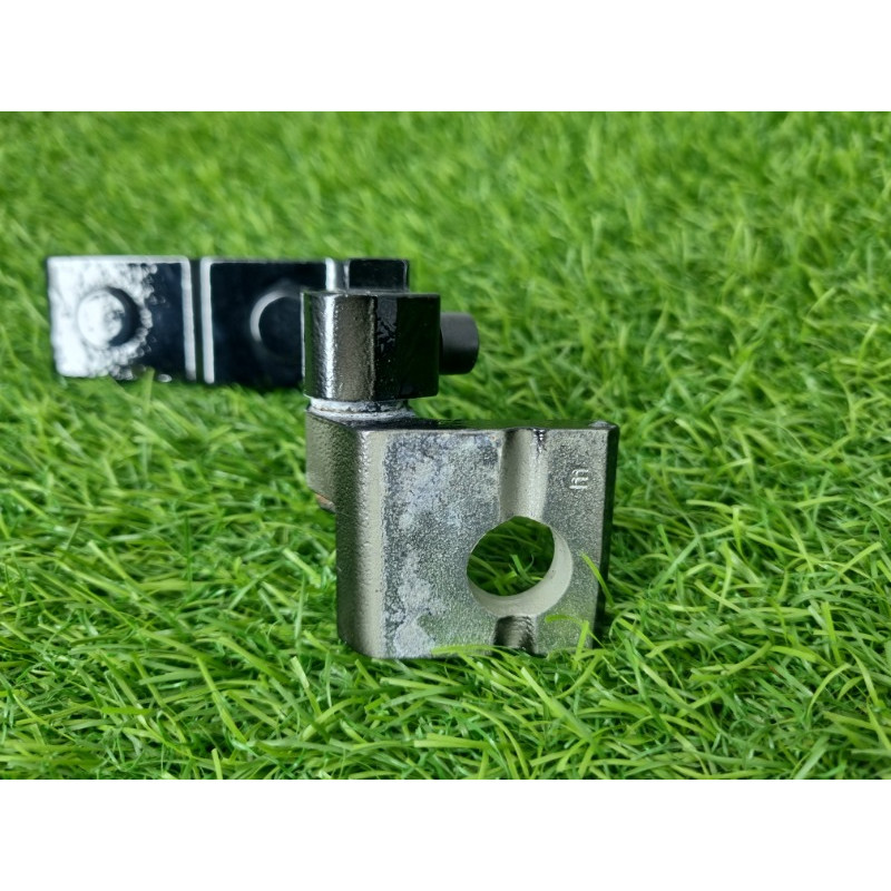 Петля двери (кузов и элементы) Mercedes-Benz EQB 350 X243 2022 A1777302602