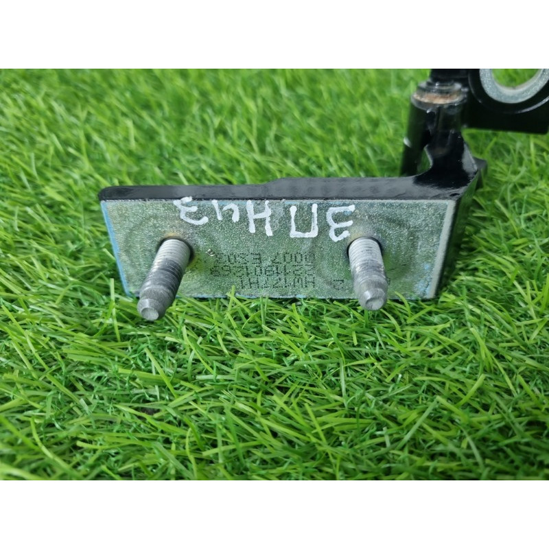 Петля двери (кузов и элементы) Mercedes-Benz EQB 350 X243 2022 A1777302602