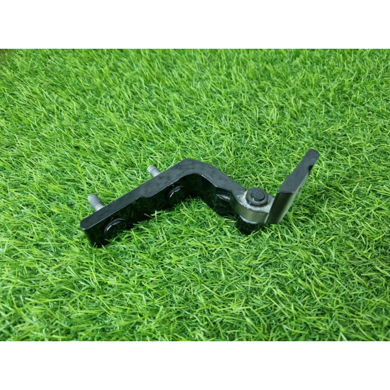 Петля двери (кузов и элементы) Mercedes-Benz EQB 350 X243 2022 A1777302502