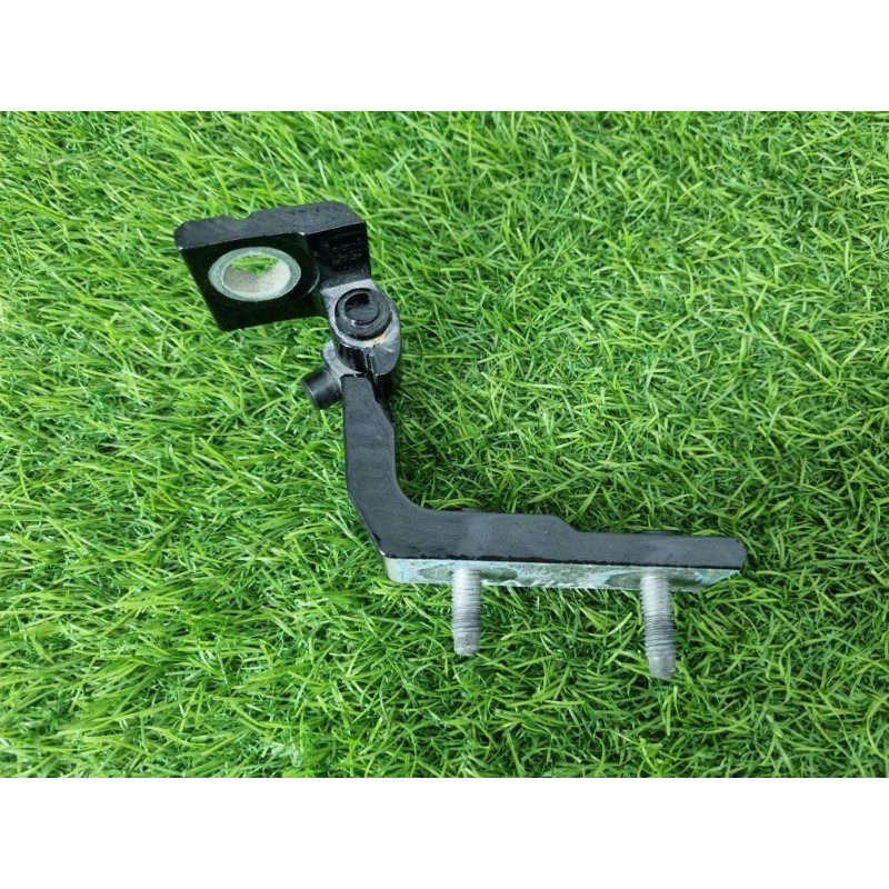 Петля двери (кузов и элементы) Mercedes-Benz EQB 350 X243 2022 A1777302502