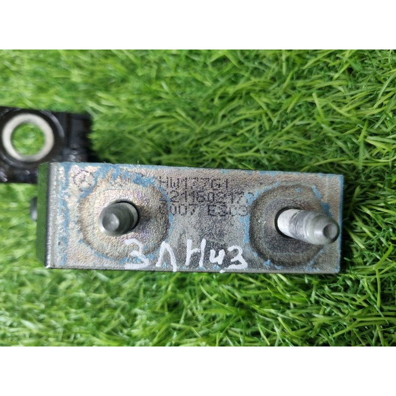 Петля двери (кузов и элементы) Mercedes-Benz EQB 350 X243 2022 A1777302502