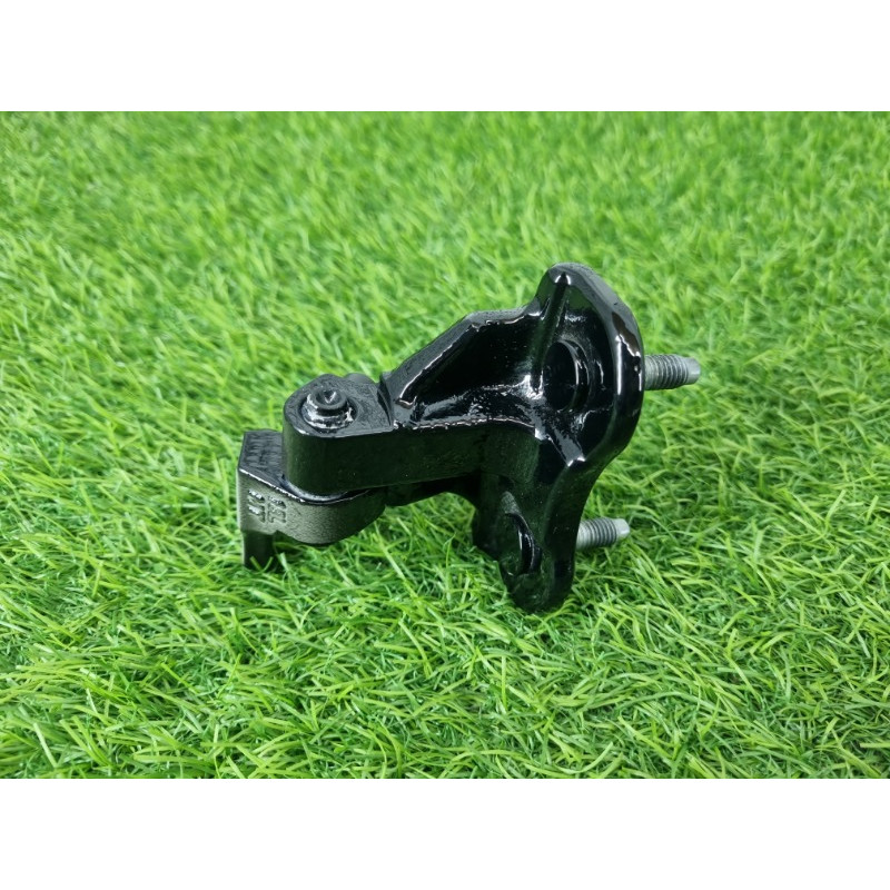 Петля двери (кузов и элементы) Mercedes-Benz EQB 350 X243 2022 A1777302302