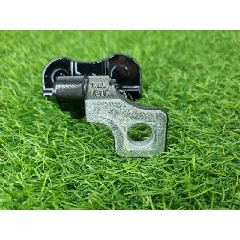 Петля двери (кузов и элементы) Mercedes-Benz EQB 350 X243 2022 A1777302302