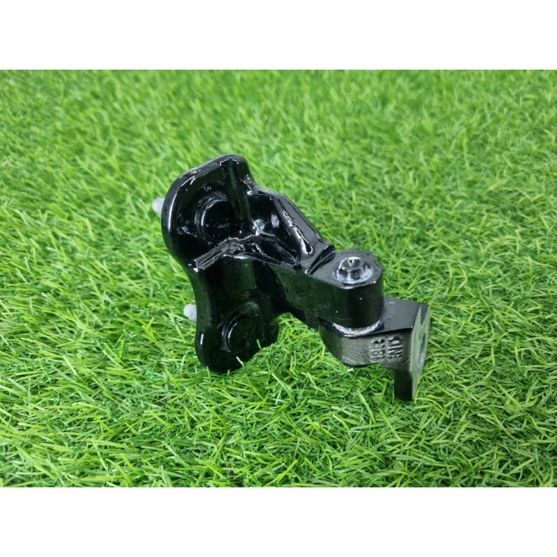 Петля двери (кузов и элементы) Mercedes-Benz EQB 350 X243 2022 A1777302402