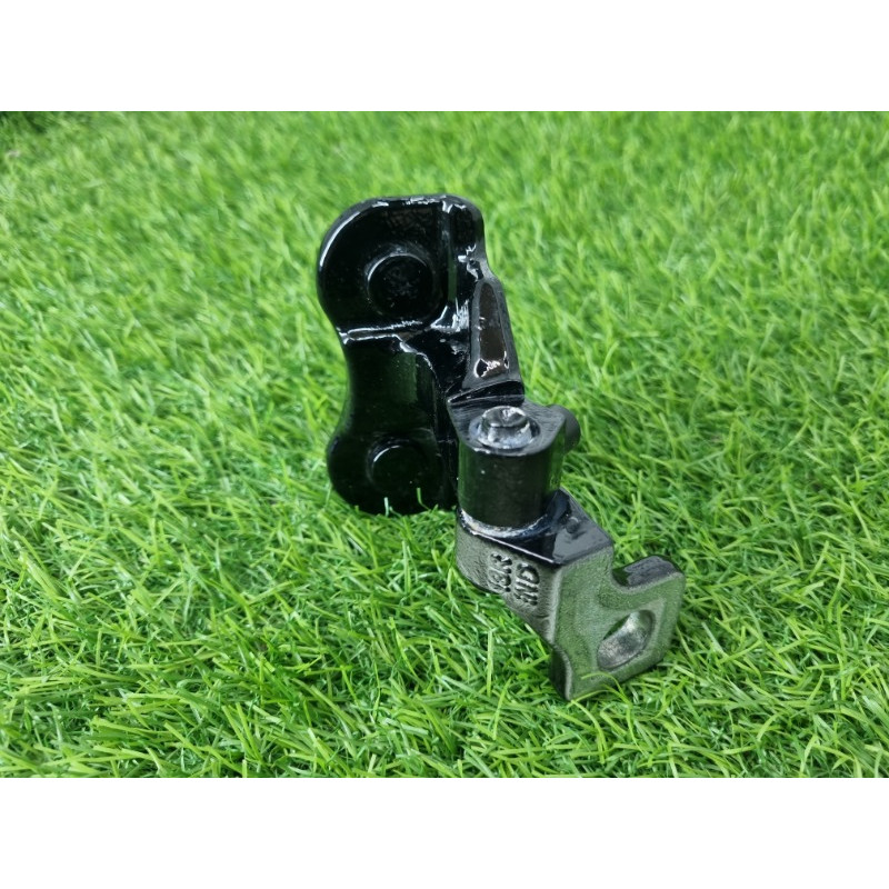 Петля двери (кузов и элементы) Mercedes-Benz EQB 350 X243 2022 A1777302402