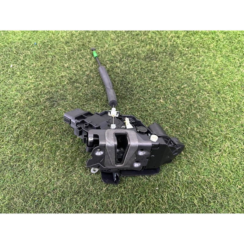 Замок дверей (кузов и элементы) LAND ROVER Range Rover Evoque L538 2016 2.0 LR077829