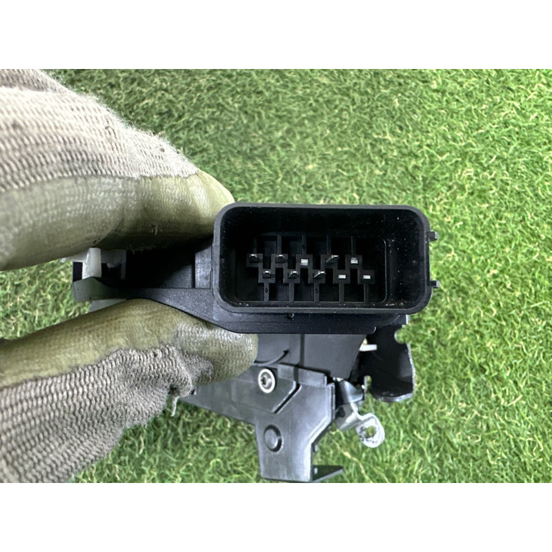 Замок дверей (кузов и элементы) LAND ROVER Range Rover Evoque L538 2016 2.0 LR077829