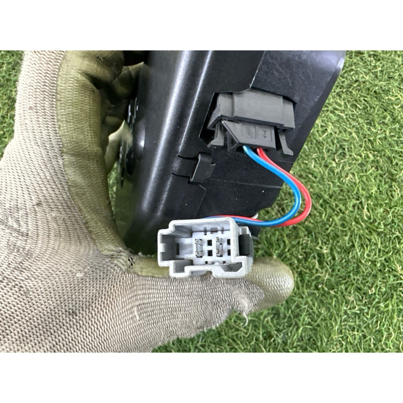 Привод замка багажника (электрика) LAND ROVER Range Rover Evoque L538 2016 2.0 LR025550