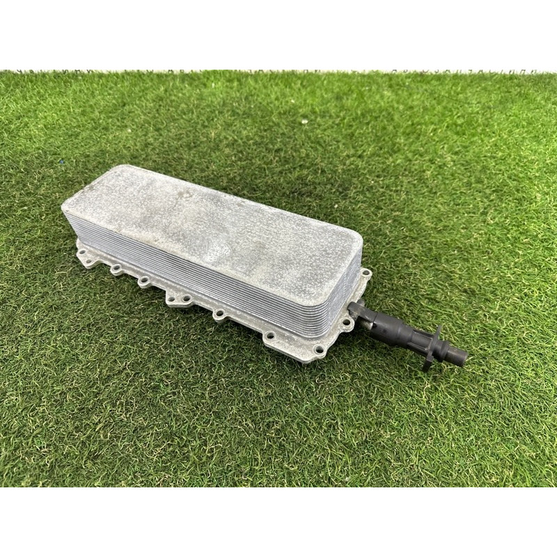 Теплообменник масляного фильтра (двигатель и элементы) LAND ROVER Range Rover L405 2016 5.0 LR039821