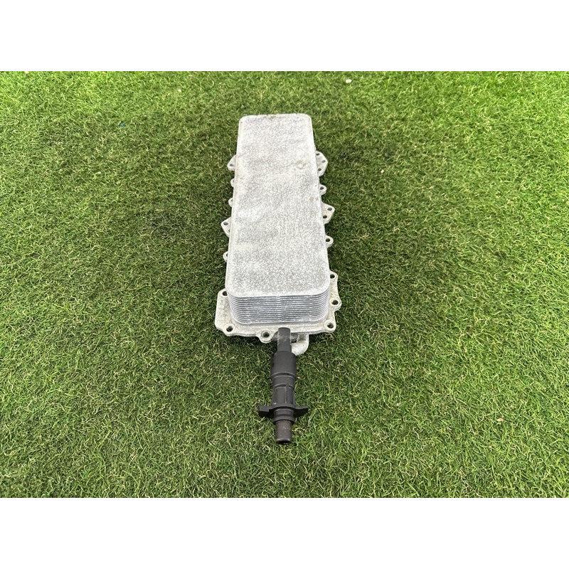 Теплообменник масляного фильтра (двигатель и элементы) LAND ROVER Range Rover L405 2016 5.0 LR039821